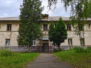 Park photos. Park greens. Great old building
