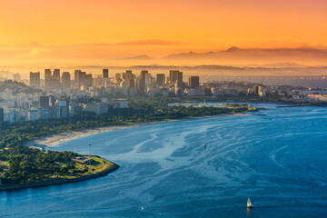 Panorama Rio de Janeiro - wybrzeże ocean o zachodzie słońca - obrazy, fototapety, plakaty