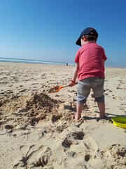 Enfant sur la plage