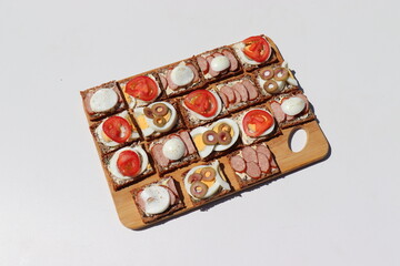  Belegte Brote. Vollkornbrot belegt.