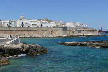 Veduta del lungomare nella città di Monopoli. Sud Italia, Europa