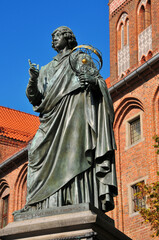 Nicolaus Copernicus statue in Toruń © Darek Bednarek