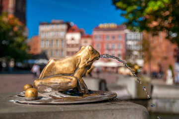 fountain in the market square in Toruń © Darek Bednarek