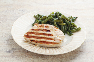 Grilled turkey steak with green bean