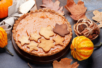 Pumpkin pie and various pumpkins
