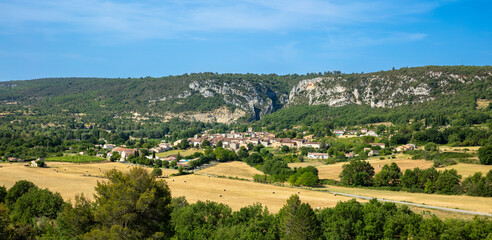 Fototapeta na wymiar France village in Provence