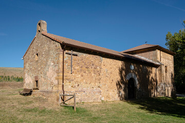 Obraz premium ermita románica de San Miguel, Retortillo de Soria, Soria, comunidad autónoma de Castilla y León, Spain, Europe