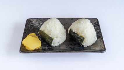 日本のおにぎり・たくあん