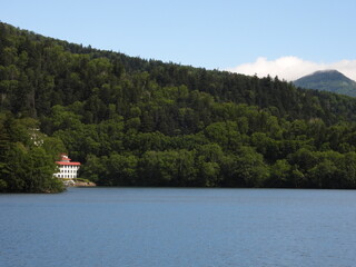 Fototapeta na wymiar Lake Shikaribetsu in Hokkaido in the summer. Tenbozan