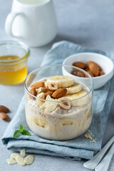 Overnight oats with banana