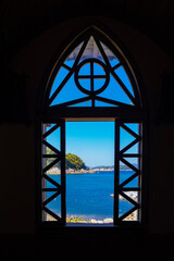世界文化遺産　久賀島　旧五輪教会堂から海を臨む