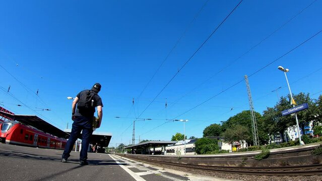 Wichlinghauser Runde Bahnhof Zugeinfahrt