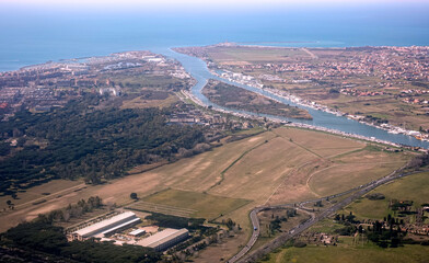 vista aerea  litorale romano - obrazy, fototapety, plakaty