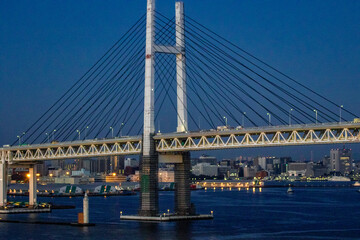 横浜港