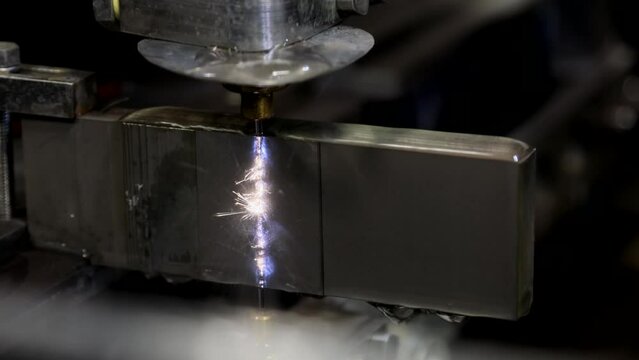 high-speed electric erosion wire-cutting machine with cnc