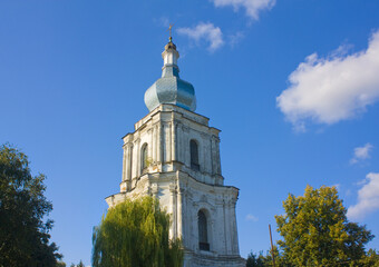 Fototapeta na wymiar Bell tower of Ascension Cathedral in Pereyaslav-Khmelnytsky, Ukraine 