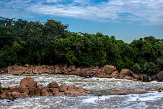 Detail of river Tiet&ecirc;, in the tourist complex of the waterfall, located in the city of Salto, Sao Paulo.