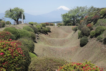 富士山と山城の障子掘り