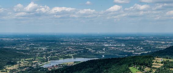 panorama na okolicę z Góry Żar