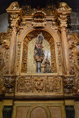 Fototapeta na wymiar virgin mary and jesus in baroque altar