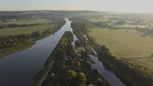 Sonnenaufgang &uuml;ber dem Finowkanal, Brandenburg