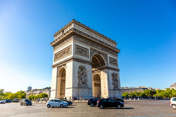 Fototapeta na wymiar Erkundungstour durch die wunderschöne Hauptstadt von Frankreich - Paris - Île-de-France - Frankreich