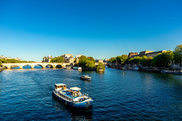 Erkundungstour durch die wunderschöne Hauptstadt von Frankreich - Paris - Île-de-France -...