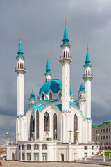 Fototapeta na wymiar Mosque in Kazan Kul Sharif day summer in in the Republic of Tatarstan in Russia