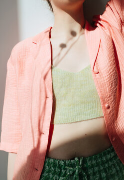 Unrecognizable woman - Nature beauty - Natural details