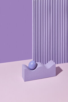 Geometric figures with an egg
