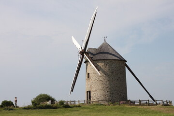 Fototapeta na wymiar Moulin dans le département de la Manche en Normandie