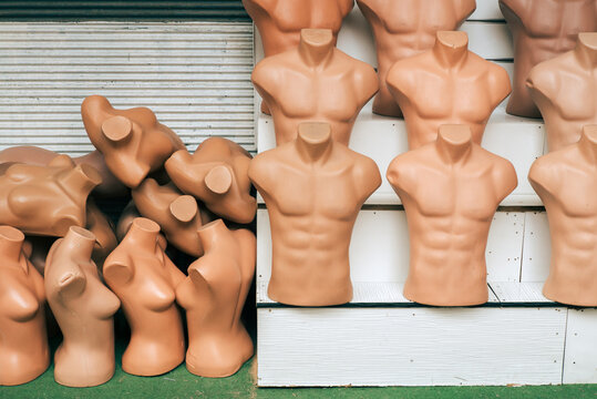 Abstract plastic mannequins