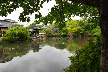 Obraz premium The pond inside Shinsen-en Garden. Kyoto Japan 