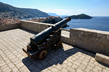 Fototapeta na wymiar Canon at Fort Lovrijenac Dubrovnik 
