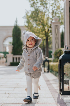Grey girl