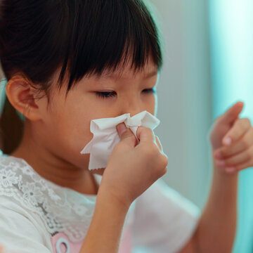 child with cold runny nose