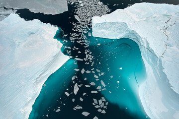 Arctic sea-ice breaks up without forming sheets due to global warming