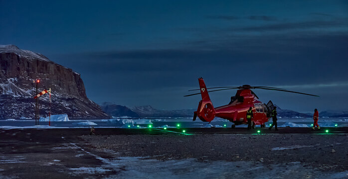 Greenland in winter - helicopter air transport for Arctic tourism