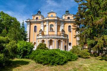 Obraz premium Basilica of the Assumption of the Blessed Virgin Mary and St. Michael the Archangel. Trzemeszno, Greater Poland Voivodeship, Poland.