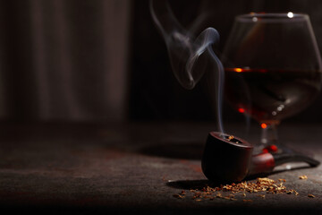 Composition of relaxation with smoking pipe and whiskey