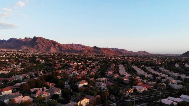 Lass Vegas western suburbs and aerial panorama