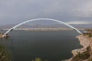 Fototapeta na wymiar Roosevelt Dam Bridge