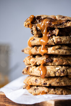 Fototapeta Cookies coeur coulant caramel ultra gourmands - Gros plan