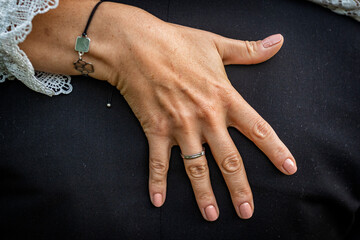 bride and groom holding hands