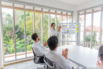 Fototapeta premium confident business woman present in meeting room