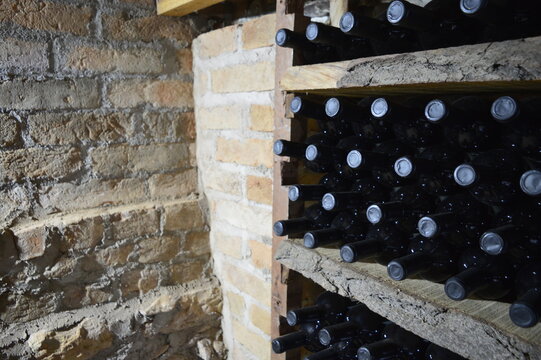 Adega r&uacute;stica