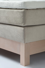 detail of bed 