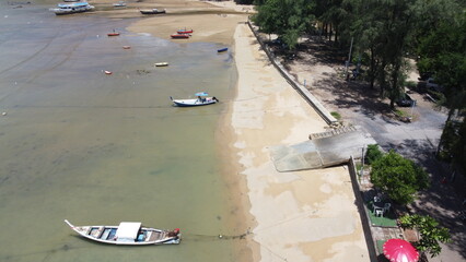 Rawai Beach lies at the southernmost tip of Phuket. This west-facing beach is very pleasant, with plenty of trees providing shade. 