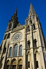 Fototapeta na wymiar La Cathédrale Notre-Dame (Chartres)