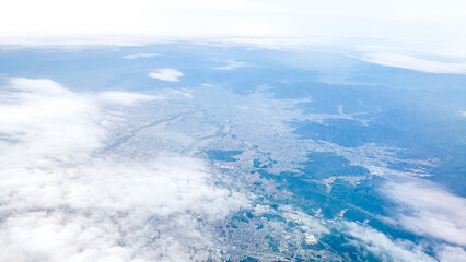 上空から陸地を撮影した航空写真